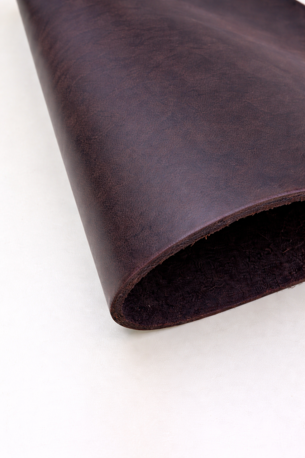 The Bare Anchor Bi-fold