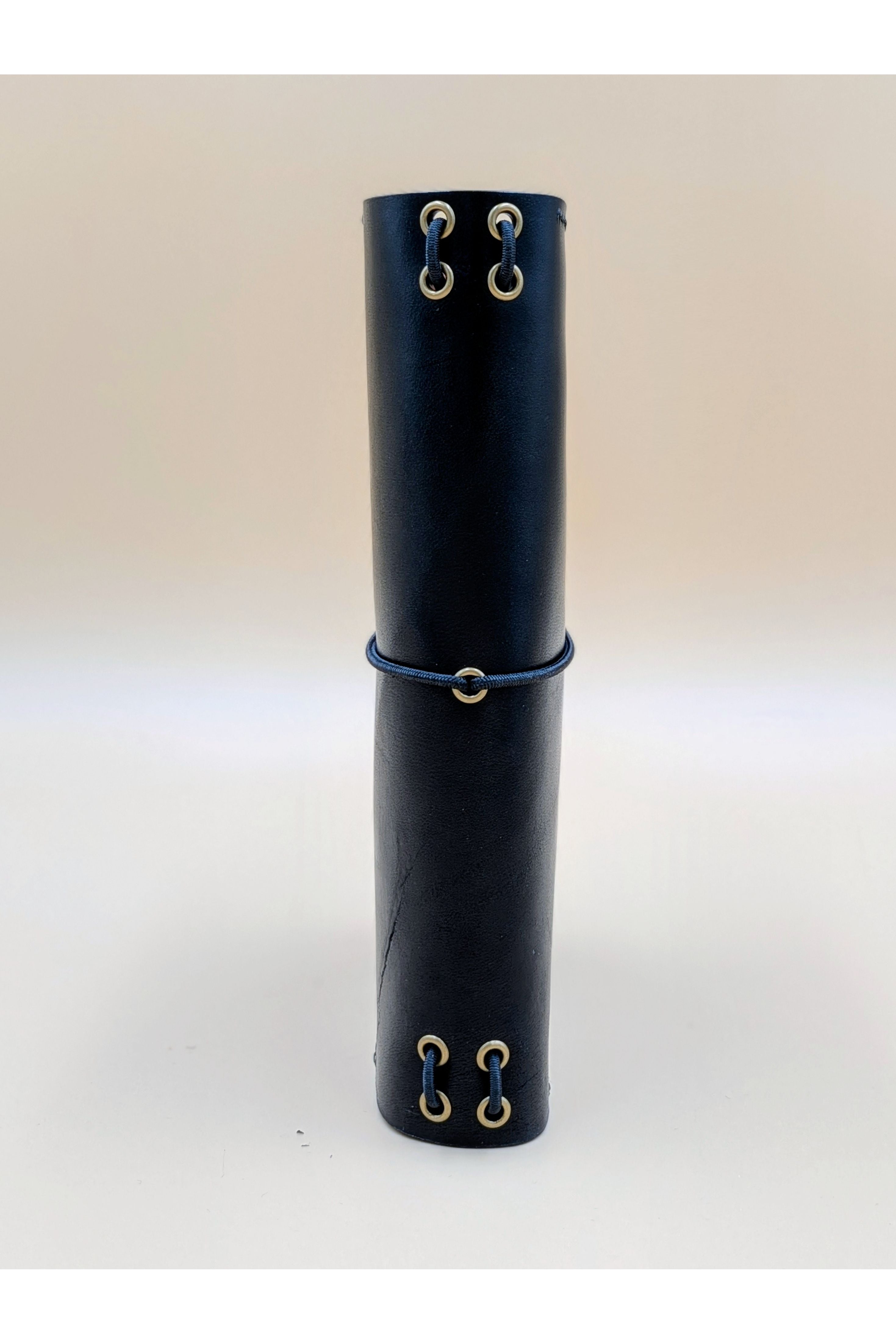 A6 bi-fold leather journal cover Jet Black colour spine view